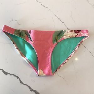 Triangl Swimwear Confetti Garden Pink Posies Bottom